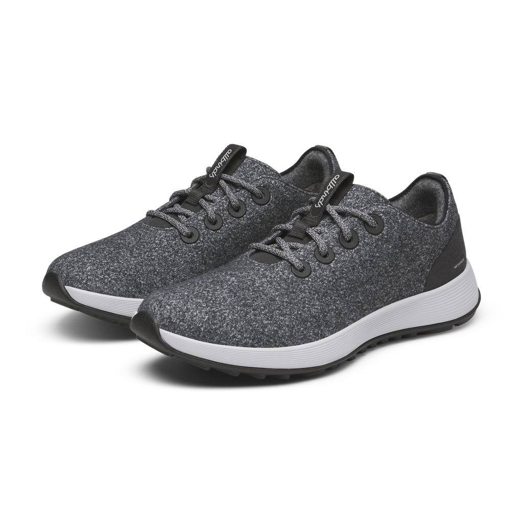 A12007_25Q3_Wool-Runner-NZ-Waterproof-Dark-Grey-Light-Grey-Sole_PDP_PAIR_3Q.png