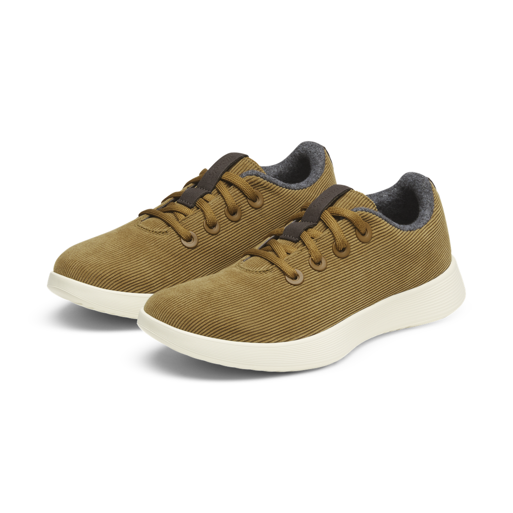 A11946_25Q3_Runner-NZ-Corduroy-Dark-Tan-Stony-Cream-Sole_PDP_PAIR_3Q.png