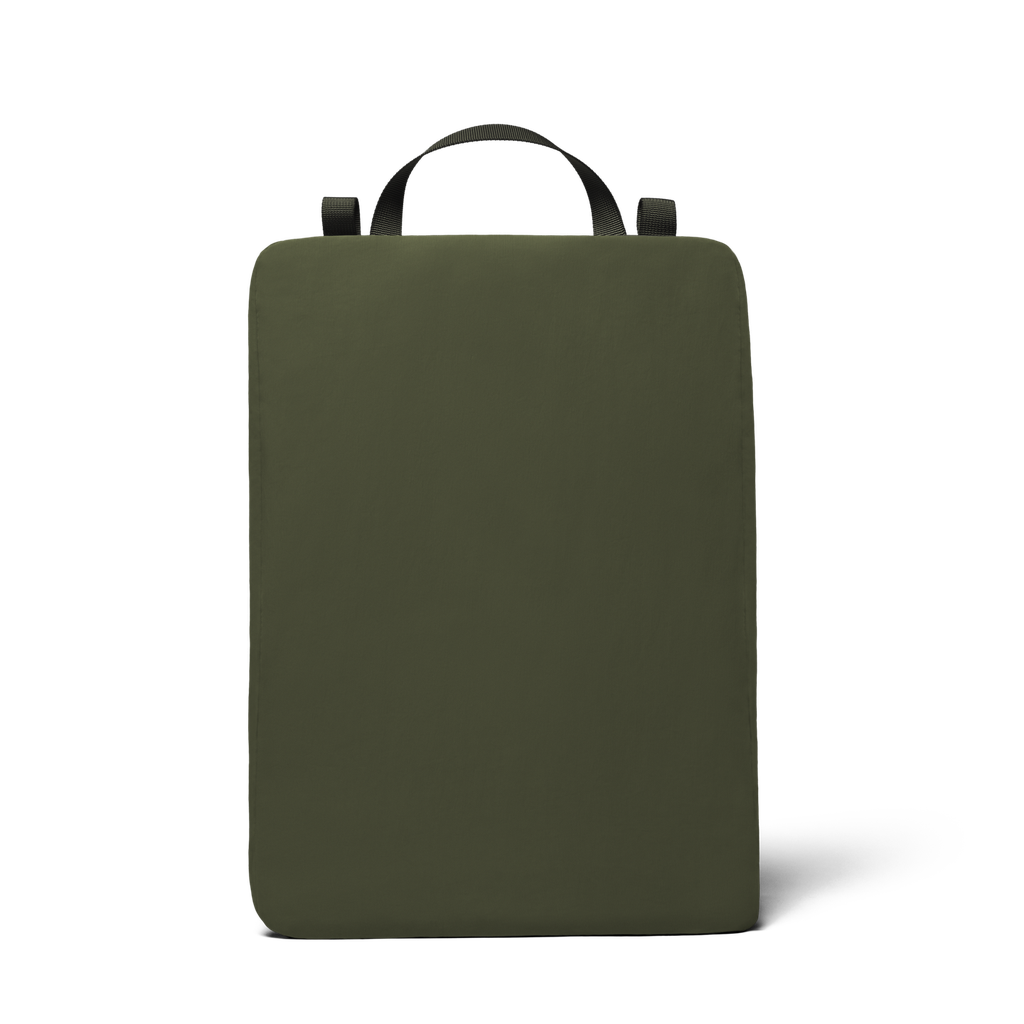 A12158_25Q3_Recycled-Shoe-Bag-Thunder-Green_PDP_Back_25112-2000x2000.png