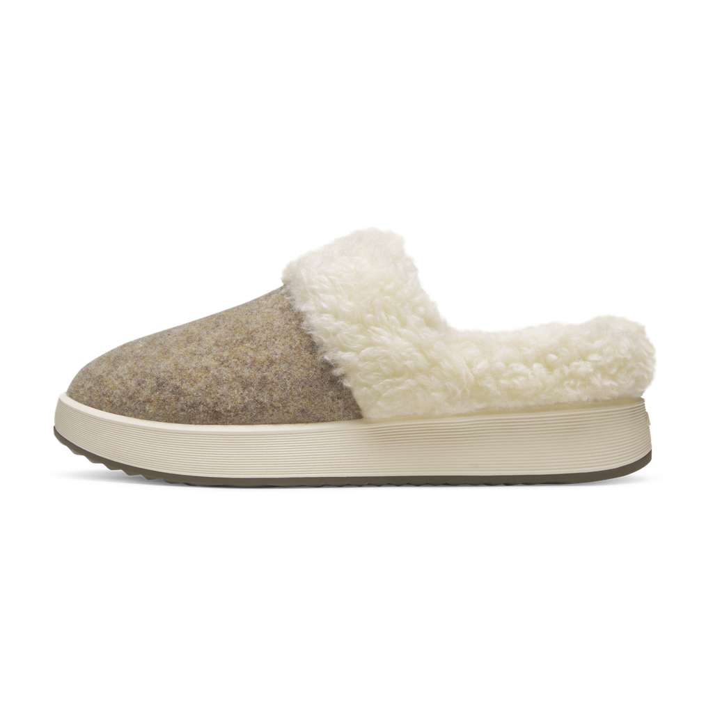 [A12142W050] Women's Kiwi Slipper - Dark Camel (Stony Cream Sole) (5)